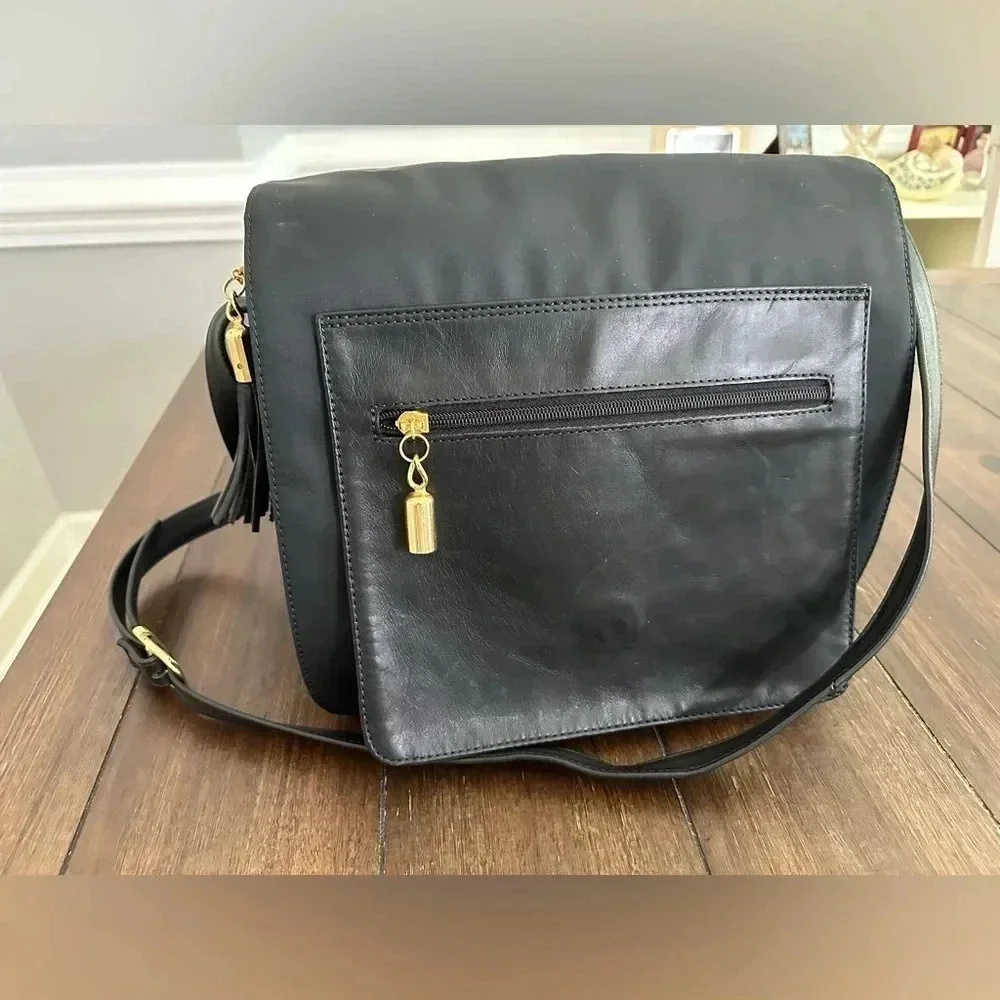 Francesco Biasia cross body bag